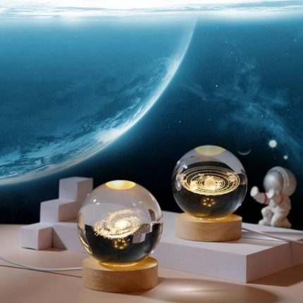 Crystal Ball Night Light Glowing Planet Galaxy Astronaut 3d Moon